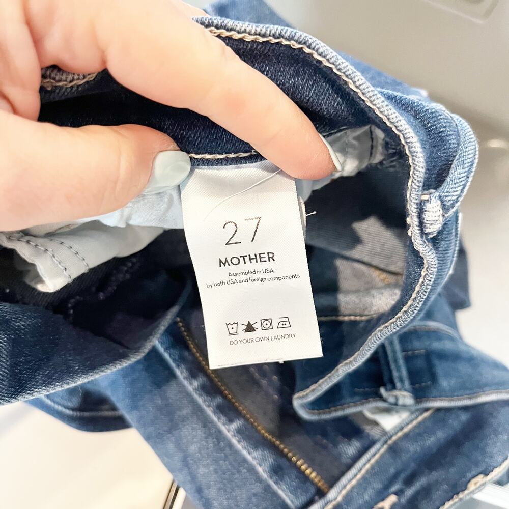 Mother The Weekender Mid-Rise Frayed Hem Denim Flare Jeans Home Movies 27 - Picture 3 of 7